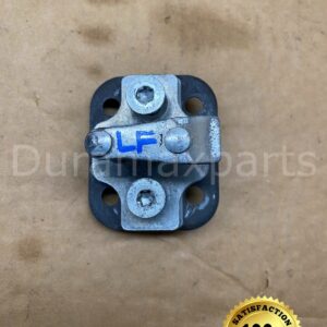 2001-2007 Chevy Silverado/GMC Sierra 1500/2500/3500 LF Door Striker 15120582