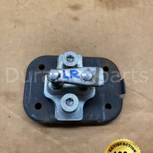 2001-2007 Chevy Silverado/GMC Sierra 1500/2500/3500 LR Door Striker 15120582
