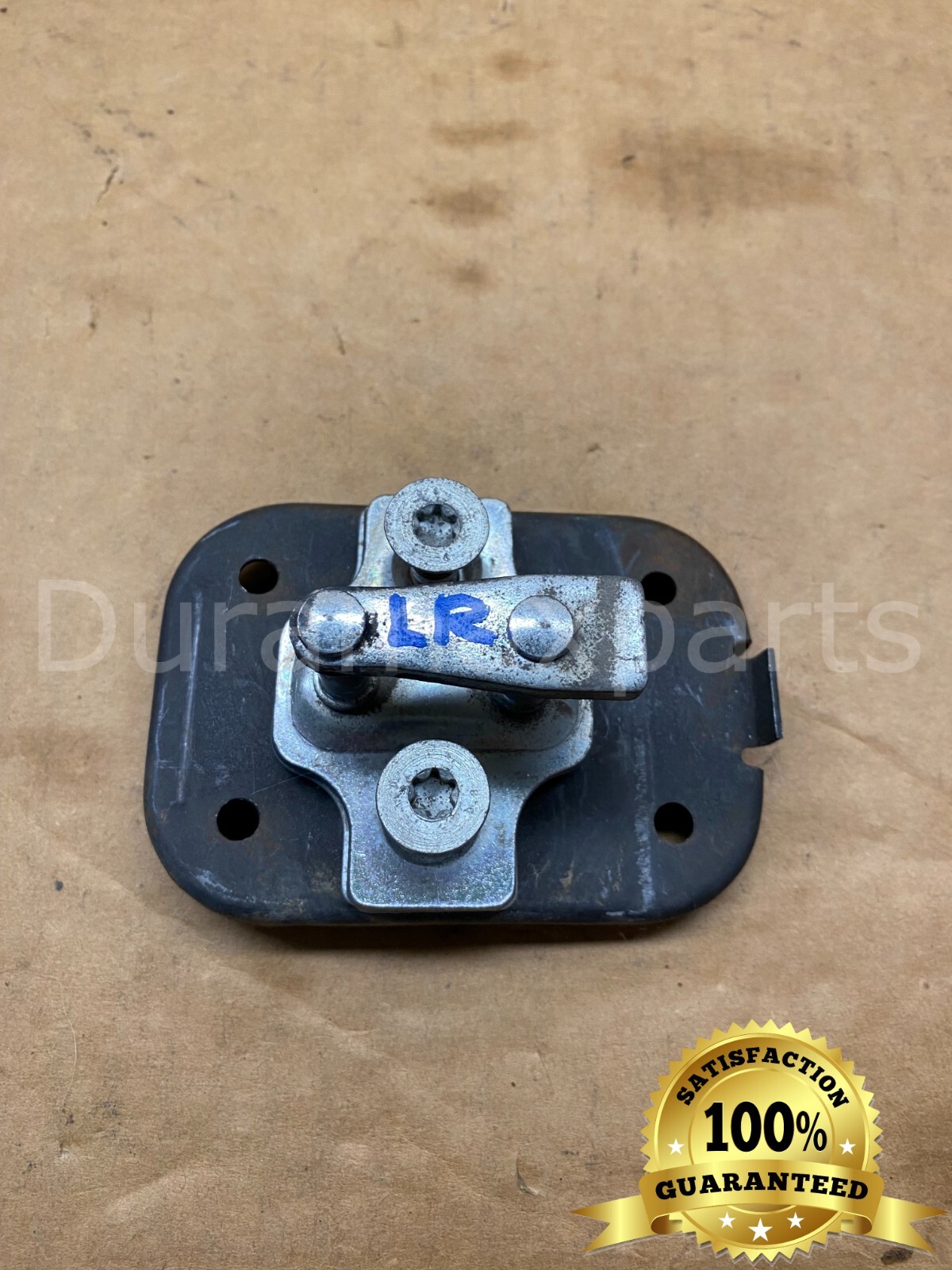 2001-2007 Chevy Silverado/GMC Sierra 1500/2500/3500 LR Door Striker 15120582