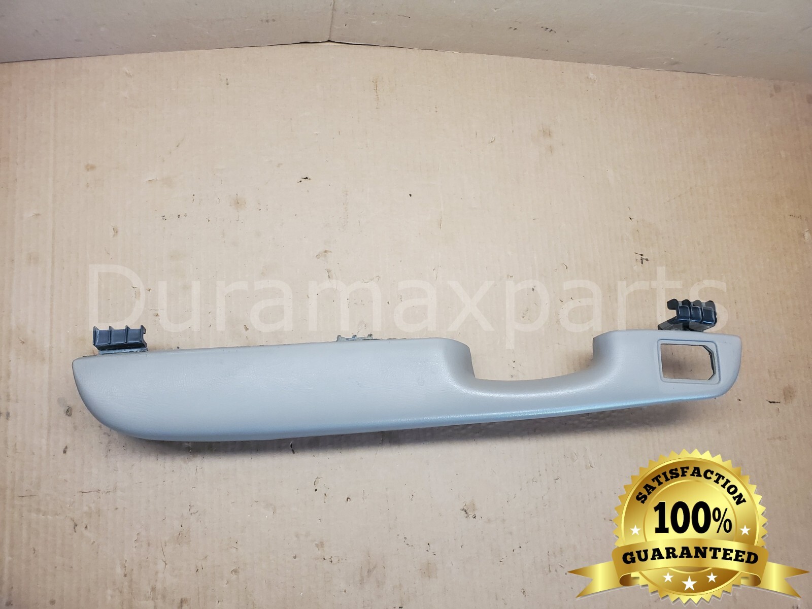 2003-06 Chevy/GMC LH REAR PASSENGER ARMREST TRIM Tan/Beige Genuine GM 15152061