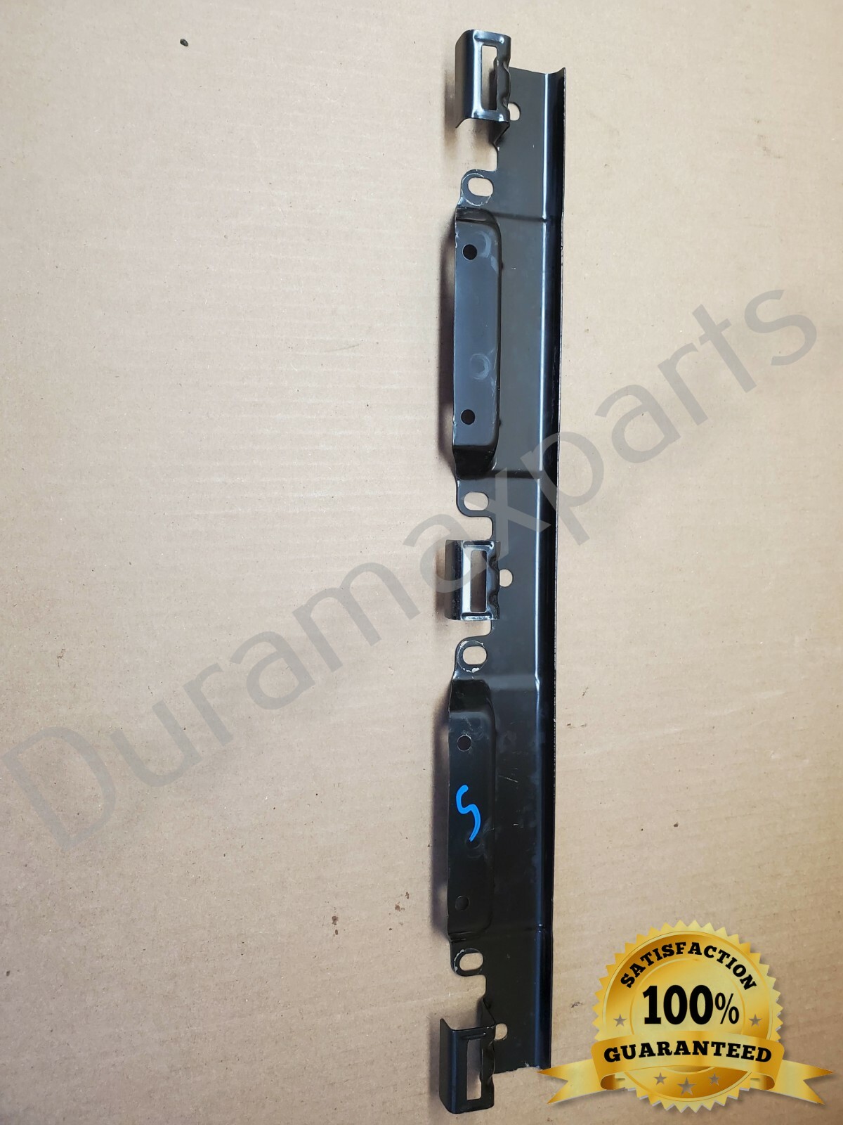99-06 Chevy Silverado/GMC Sierra Crew Cab Door Sill Bracket L/R Rear 15177754