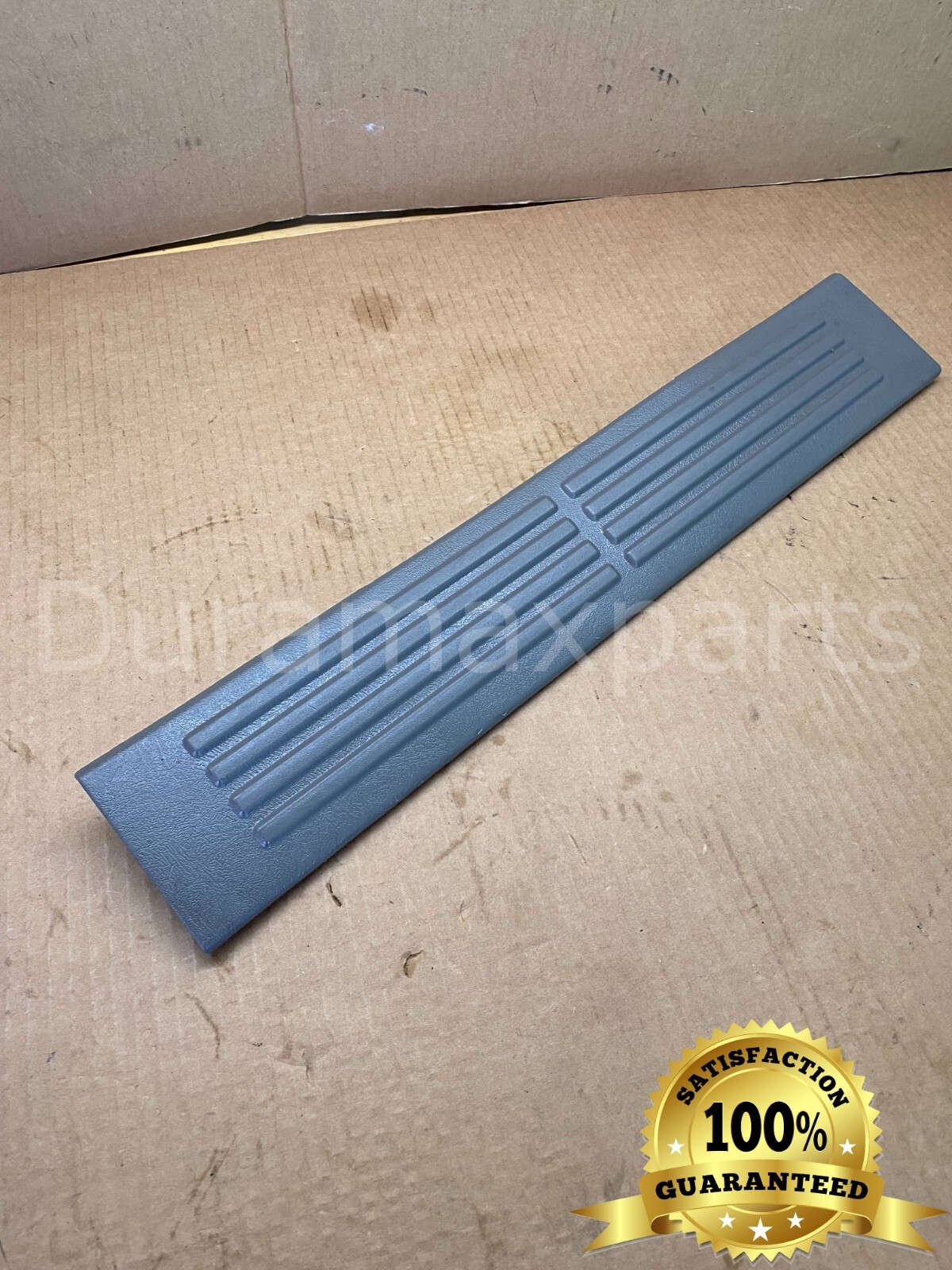 03-07 Chev Silverado/GMC Crew Cab DOOR SILL SCUFF PLATE LR Rear Pewter 10390379