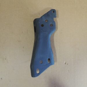 1999-2007 Chevy Silverado/GMC Sierra 1500 LEFT REAR BUMPER BRACKET 15705673 OEM