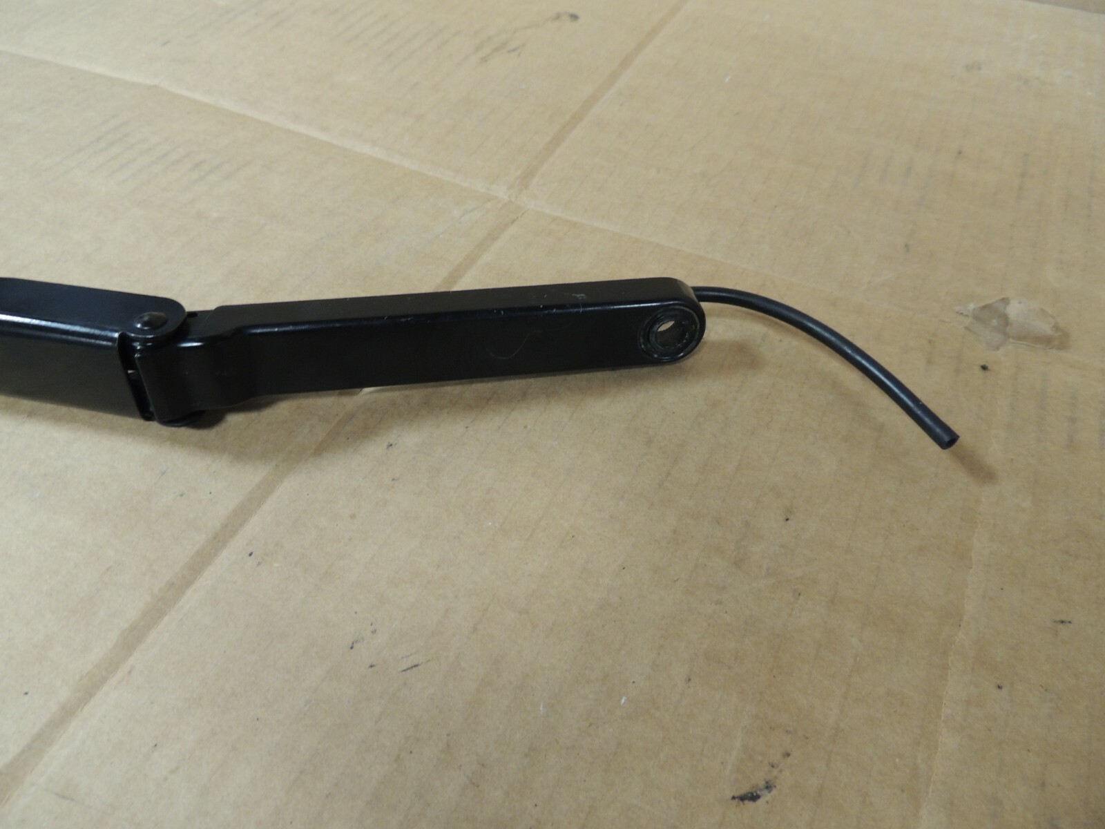 1999-2007 Chevy Silverado/Suburban/Tahoe GMC Sierra/Yukon WIPER ARMS GENUINE OEM - Image 10