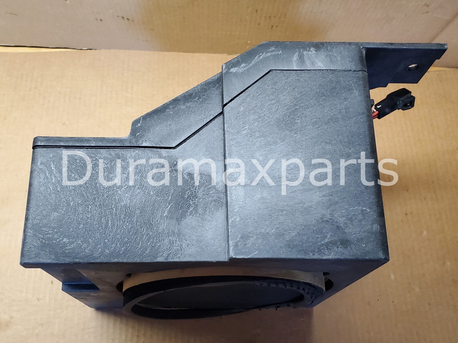2000-02 Chevy Tahoe/GMC Yukon Rear Subwoofer Box with 8” Speaker 15766432 OEM - Image 5