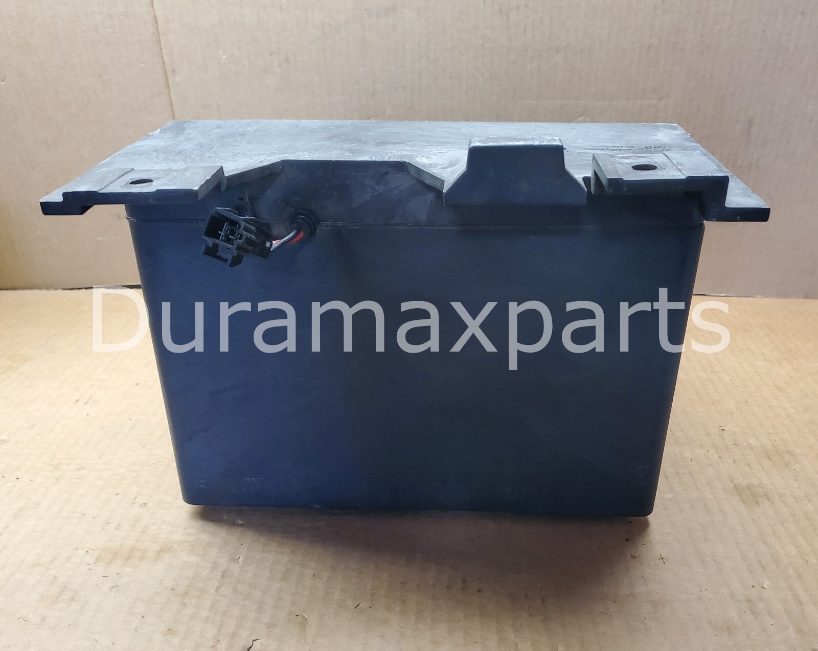 2000-02 Chevy Tahoe/GMC Yukon Rear Subwoofer Box with 8” Speaker 15766432 OEM - Image 8