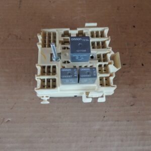99-02 Chevy Silverado/GMC Sierra + 00-02 Chevy Suburban FUSEBOX RELAY 15770997