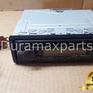 Kenwood KDC-165U CD/DVD AUX USB Stereo Radio & Connector Cord