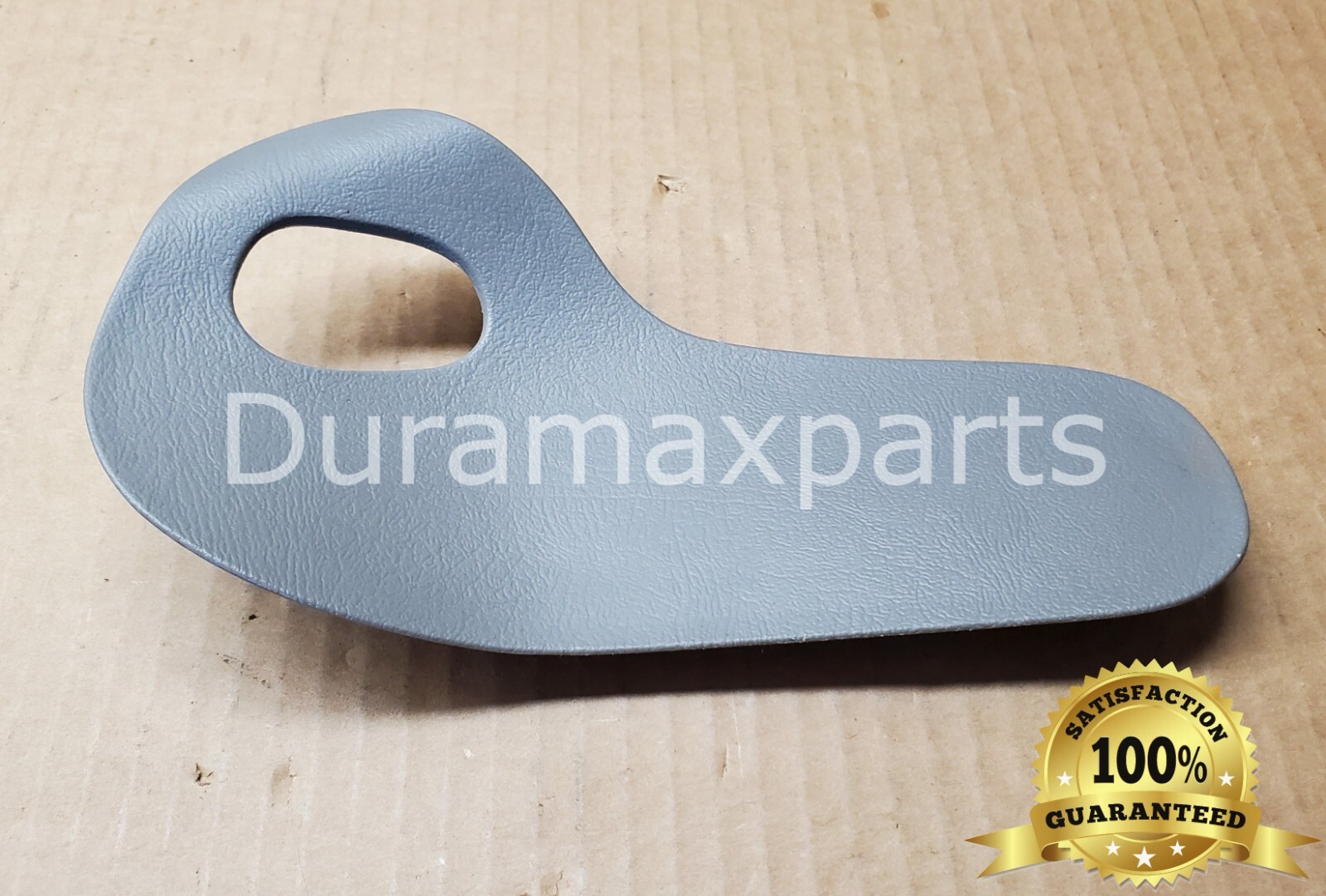 03-06 Chevy Silverado/GMC Sierra RIGHT FRONT DOOR PANEL HANDLE TRIM- Light Gray