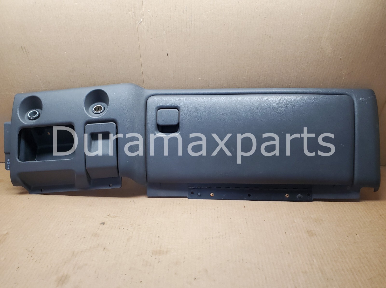 03-06 Chevy Silverado/GMC Sierra Tahoe Dash Bezel Glovebox Ashtray DDD72948 OEM