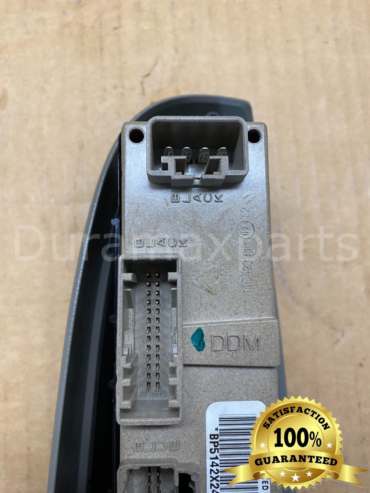 03-06 Chevy/GMC LF MASTER WINDOW CONTROL SWITCH 15181220 Light Gray - Image 8