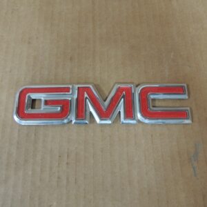 1999-2006 GMC Sierra Yukon TAILGATE/LIFTGATE EMBLEM/BADGE GENUINE GM PART!