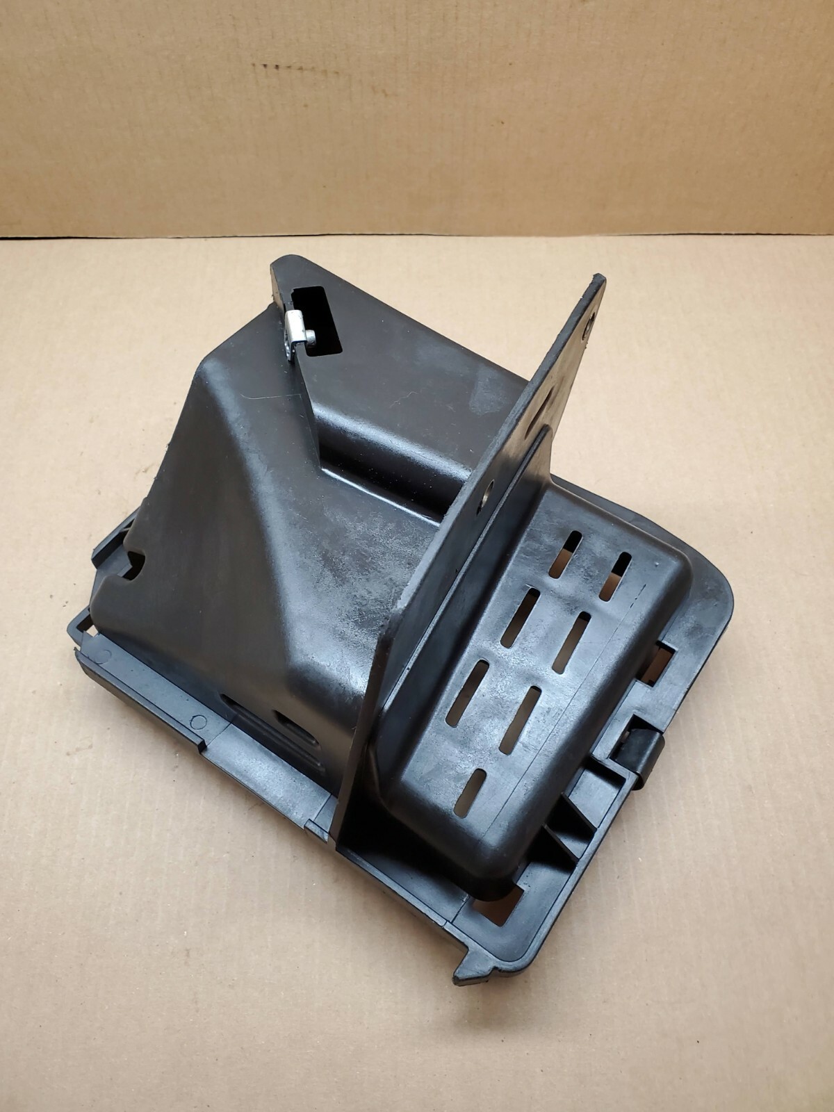 2001-2004 Chevy Silverado/GMC Sierra Truck LB7 DURAMAX PCM ECU BRACKET 15038046 - Image 7