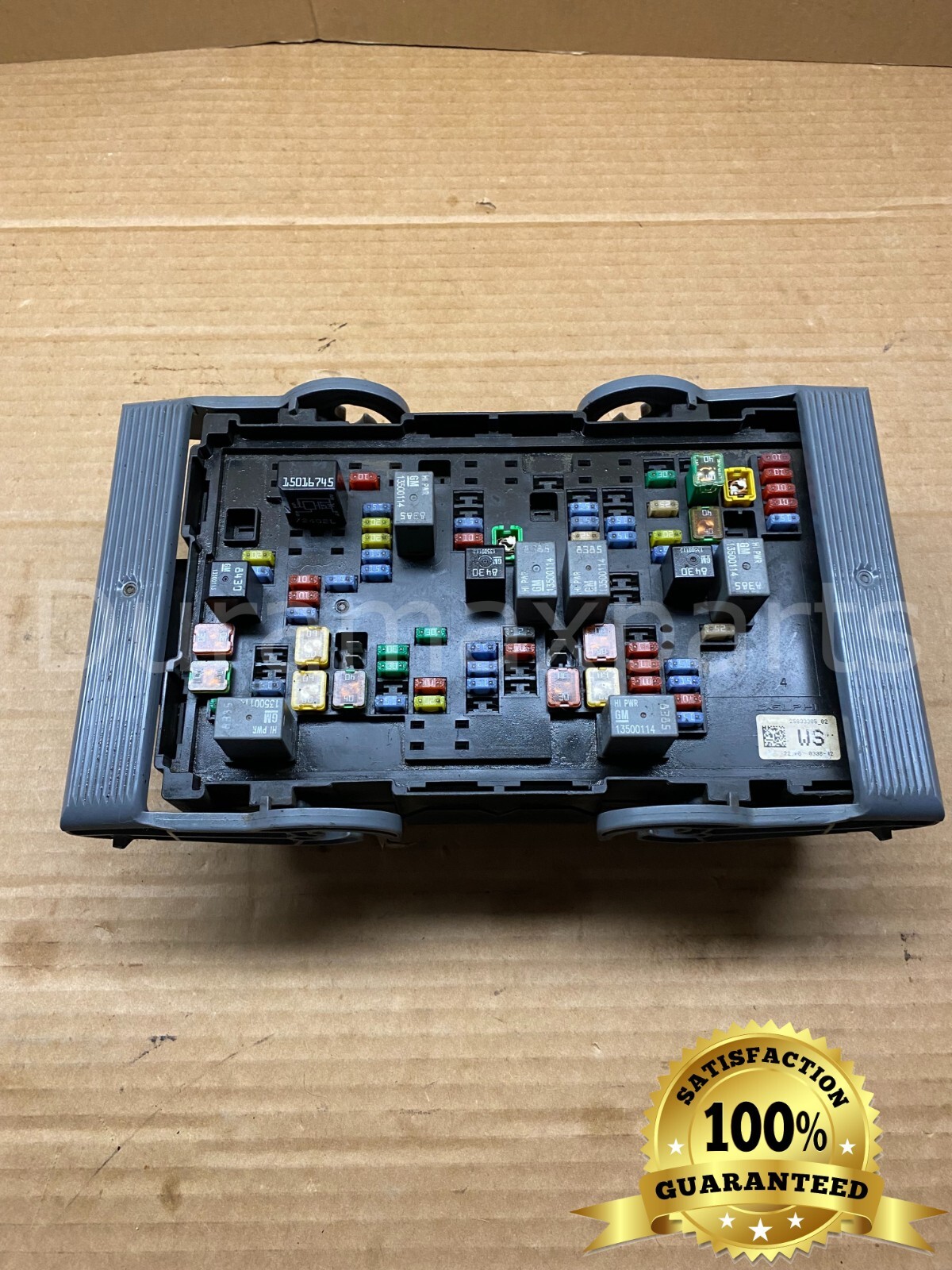2007-10 Chevy/GMC LMM Duramax FUSE BOX RELAY JUNCTION BLOCK 25833305-01 GENUINE